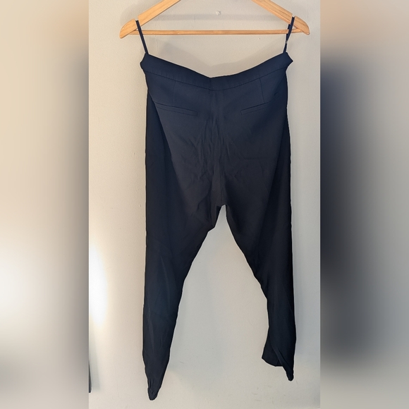 Babaton crepe jogger dress pants size 4 - Picture 4 of 5